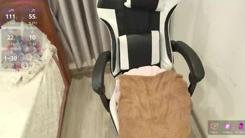 Snapshot of serena_angel18 chatting on December 2025 12:34:02 PM Serena online show from December 2025 12:34:02 PM