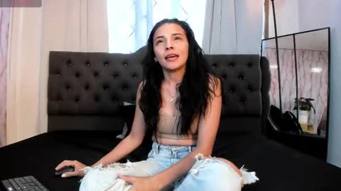 Snapshot of serena_garcia chatting on October 2025 08:50:02 PM serena_garcia online show from October 2025 08:50:02 PM