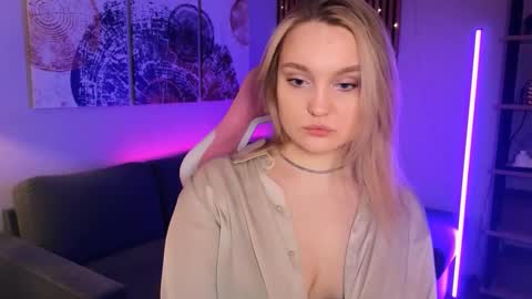 Snapshot of serena_johnsons chatting on March 2026 08:29:01 AM Serena online show from March 2026 08:29:01 AM