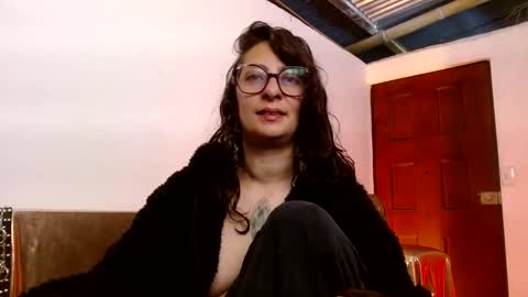 Serena Xyz online show from March 2026 06:34:02 PM