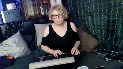 Lady Acedia online show from June 2026 12:15:01 AM