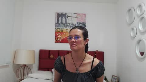 Snapshot of sereneclarks_ chatting on December 2024 12:20:02 PM sereneclarks_ online show from December 2024 12:20:02 PM