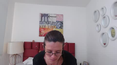 Snapshot of sereneclarks_ chatting on January 2025 03:33:01 PM sereneclarks_ online show from January 2025 03:33:01 PM