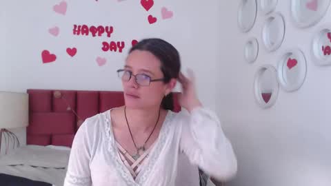 Snapshot of sereneclarks_ chatting on February 2025 06:41:02 PM sereneclarks_ online show from February 2025 06:41:02 PM