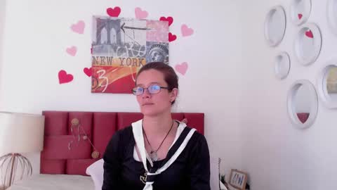 Snapshot of sereneclarks_ chatting on March 2025 06:34:02 PM sereneclarks_ online show from March 2025 06:34:02 PM