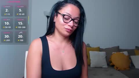 Snapshot of serenesophi chatting on November 2025 02:32:01 AM SereneSophi online show from November 2025 02:32:01 AM