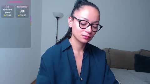 Snapshot of serenesophi chatting on December 2025 02:41:02 AM SereneSophi online show from December 2025 02:41:02 AM