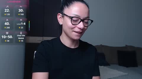 Snapshot of serenesophi chatting on February 2026 03:01:01 AM SereneSophi online show from February 2026 03:01:01 AM