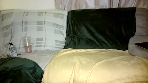 serenity221122 online show from October 2025 09:56:01 PM