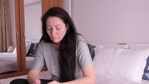 Snapshot of serenity_blue chatting on March 2026 09:24:02 AM Serena online show from March 2026 09:24:02 AM