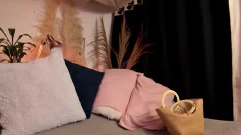 Snapshot of serenity_day chatting on March 2026 11:45:02 PM Serenity online show from March 2026 11:45:02 PM