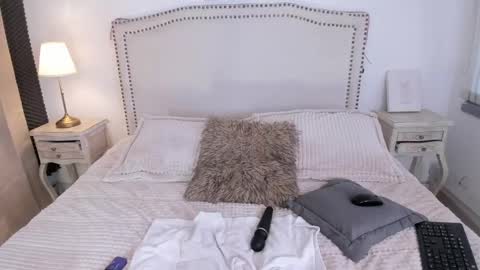 Serenna Cruz online show from December 2024 01:50:01 PM