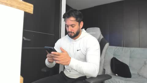 Snapshot of sergi_mancini11 chatting on December 2025 08:07:02 AM Sergi Mancini online show from December 2025 08:07:02 AM