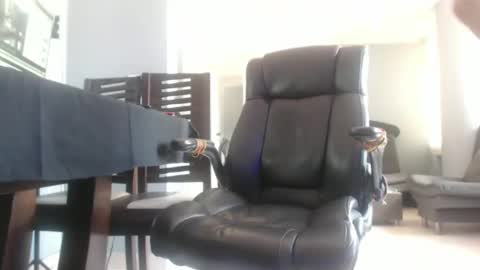 Snapshot of serioyhetero19 chatting on January 2025 07:32:01 PM hetero serio discreto online show from January 2025 07:32:01 PM