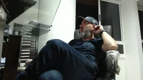 Snapshot of serioyhetero19 chatting on June 2026 12:01:02 AM hetero serio discreto online show from June 2026 12:01:02 AM