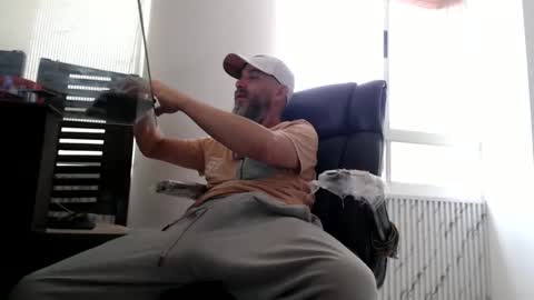 Snapshot of serioyhetero19 chatting on June 2026 08:31:02 PM hetero serio discreto online show from June 2026 08:31:02 PM