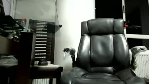 Snapshot of serioyhetero19 chatting on June 2026 12:00:01 AM hetero serio discreto online show from June 2026 12:00:01 AM