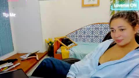 VIOLA online show from November 2025 06:27:01 AM