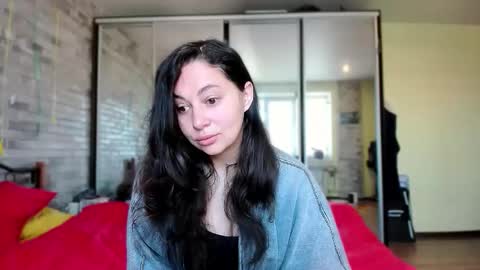 VIOLA online show from May 2026 04:09:02 AM