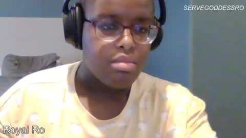 Snapshot of servegoddessro chatting on June 2026 06:05:02 PM servegoddessro online show from June 2026 06:05:02 PM