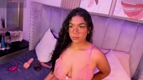 Snapshot of seshat_hitt chatting on October 2025 03:20:02 AM Seshat online show from October 2025 03:20:02 AM