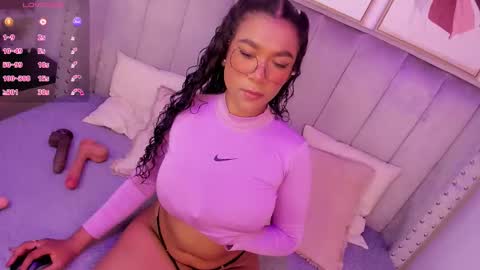 Snapshot of seshat_hitt chatting on November 2025 03:51:01 AM Seshat online show from November 2025 03:51:01 AM