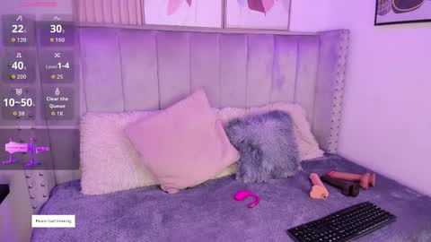Danna  online show from May 2026 01:43:01 AM