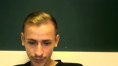 Snapshot of sesinha69 chatting on October 2025 09:54:02 AM Sesinha online show from October 2025 09:54:02 AM