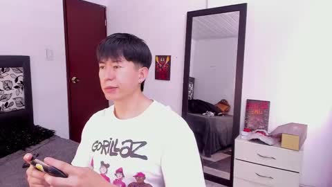Snapshot of setsuna_10 chatting on March 2025 08:00:01 PM david online show from March 2025 08:00:01 PM