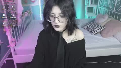 Snapshot of setsunai_ chatting on March 2025 12:10:02 AM Setsunai online show from March 2025 12:10:02 AM