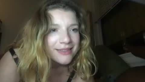 seturselfonfyre online show from October 2025 12:44:01 AM