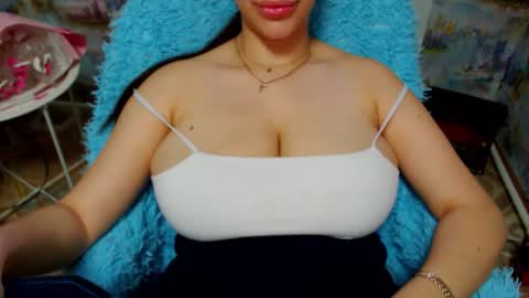 seu_cute online show from November 2025 06:02:02 AM