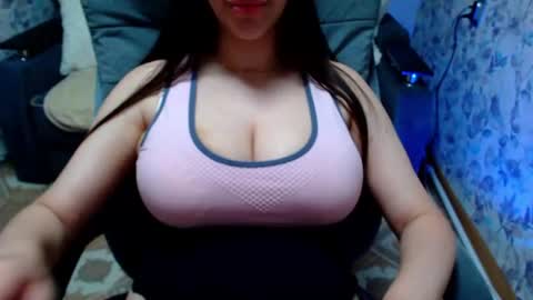 seu_cute online show from June 2026 06:16:01 PM