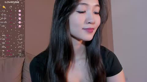 Snapshot of seulbi chatting on September 2025 04:23:02 PM Sana online show from September 2025 04:23:02 PM