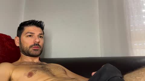 Lucenzo  online show from October 2025 09:35:02 AM