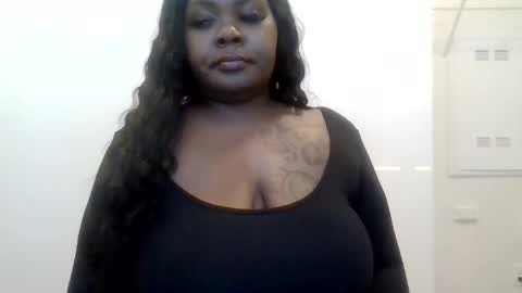 Snapshot of sexichocchic chatting on March 2025 12:04:01 AM sexichocchic online show from March 2025 12:04:01 AM