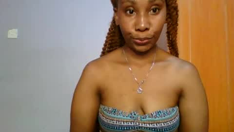 Snapshot of sexie_curvie chatting on January 2025 11:02:02 AM Maggie online show from January 2025 11:02:02 AM