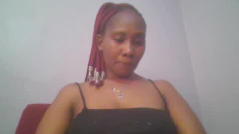 Snapshot of sexie_curvie chatting on March 2025 11:28:01 AM Maggie online show from March 2025 11:28:01 AM