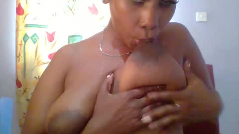 Snapshot of sexie_love chatting on February 2026 07:20:01 AM Nancy online show from February 2026 07:20:01 AM