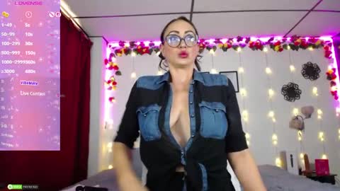 Lili online show from May 2026 06:46:01 PM
