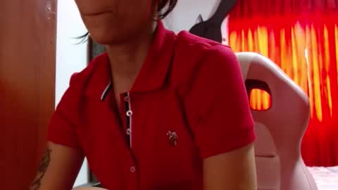 Snapshot of sexmilkdirty chatting on October 2025 08:42:01 PM sexmilkdirty online show from October 2025 08:42:01 PM