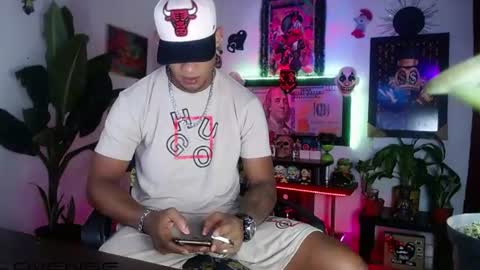 Snapshot of sexo_aharon chatting on July 2026 03:22:02 AM Aharon ravelo online show from July 2026 03:22:02 AM