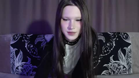 Snapshot of sexpired_princess chatting on November 2025 05:18:02 AM Nextdoor Princess online show from November 2025 05:18:02 AM