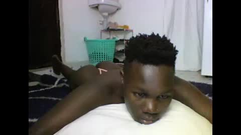 Snapshot of sexqueen02 chatting on February 2025 06:08:01 AM sexqueen02 online show from February 2025 06:08:01 AM