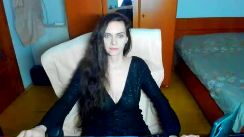 sexqueen1111 online show from May 2026 08:03:02 PM