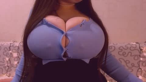 Snapshot of sexxgirlboy chatting on November 2025 03:12:01 PM Julia online show from November 2025 03:12:01 PM