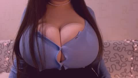 Snapshot of sexxgirlboy chatting on November 2025 03:10:02 PM Julia online show from November 2025 03:10:02 PM