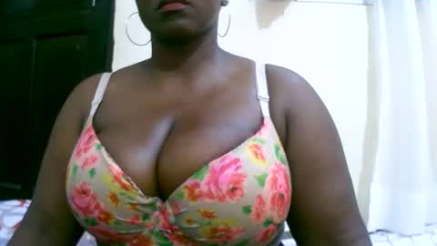 sexxi_ebony online show from September 2025 02:22:01 AM