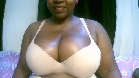 Snapshot of sexxi_ebony chatting on April 2026 06:45:02 PM sexxi_ebony online show from April 2026 06:45:02 PM