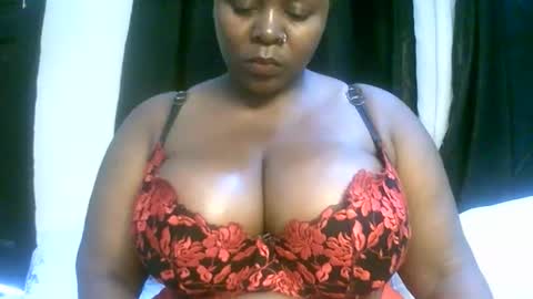 Snapshot of sexxi_ebony chatting on April 2026 01:57:02 PM sexxi_ebony online show from April 2026 01:57:02 PM